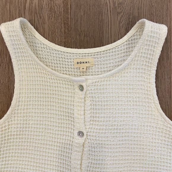 DONNI WAFFLE TOP - Picture 2 of 3